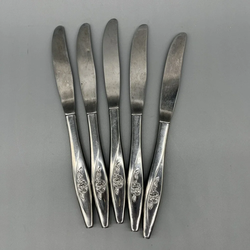 Oneidacraft Deluxe LASTING ROSE 5 Butter Knifes Stainless Flatware Silverware